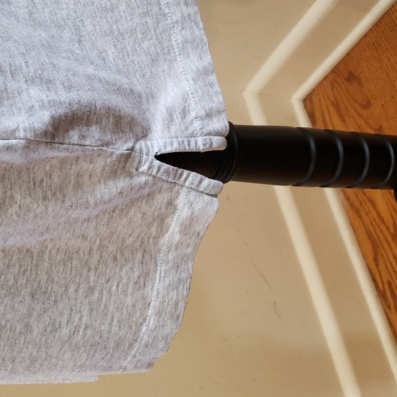 Tommy Bahama Men's Gray Long Sleeve, Cotton, Crew Neck T-Shirt, Size Extra Large - Picture 8 of 11